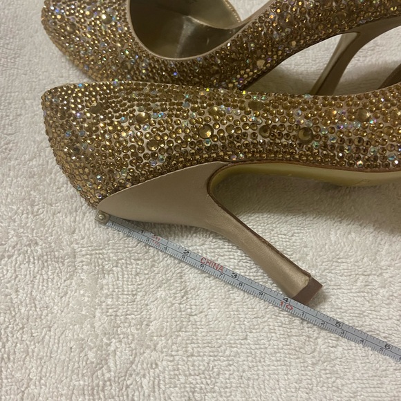 Dazzling Gold Rhinestone Women's Heels - Picture 7 of 8